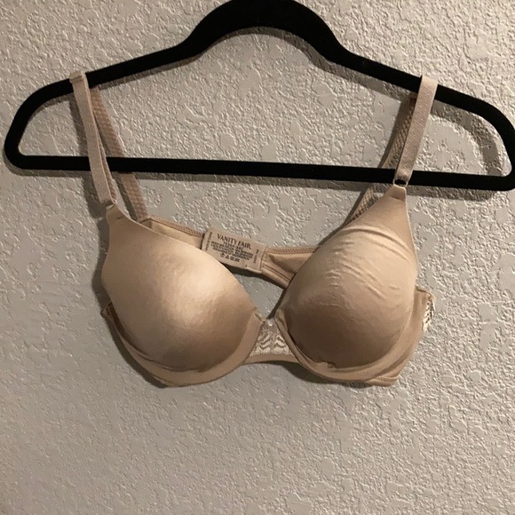 Vanity Fair bra - 34C - Picture 1 of 3